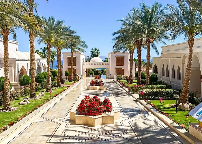 Club Reef Resort & Spa